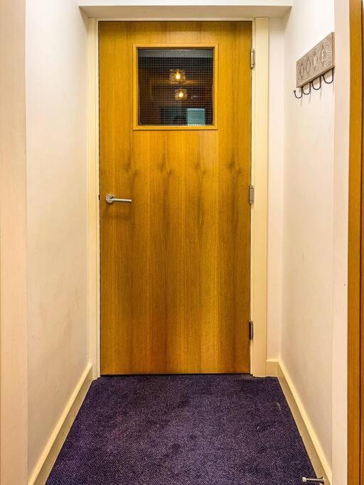 Soho Beach With Fabulous Sea View And 2 Minutes To The Beach With Free Parking And Netflix